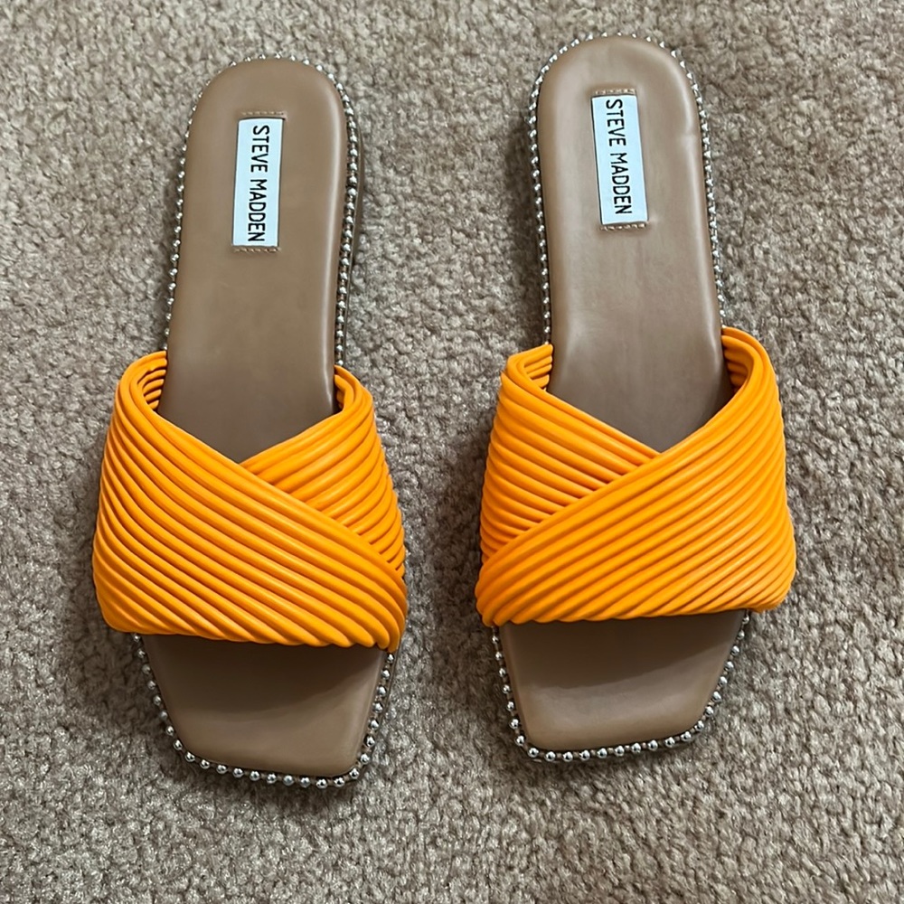 Steve Madden Orange Ravina sandals NEW